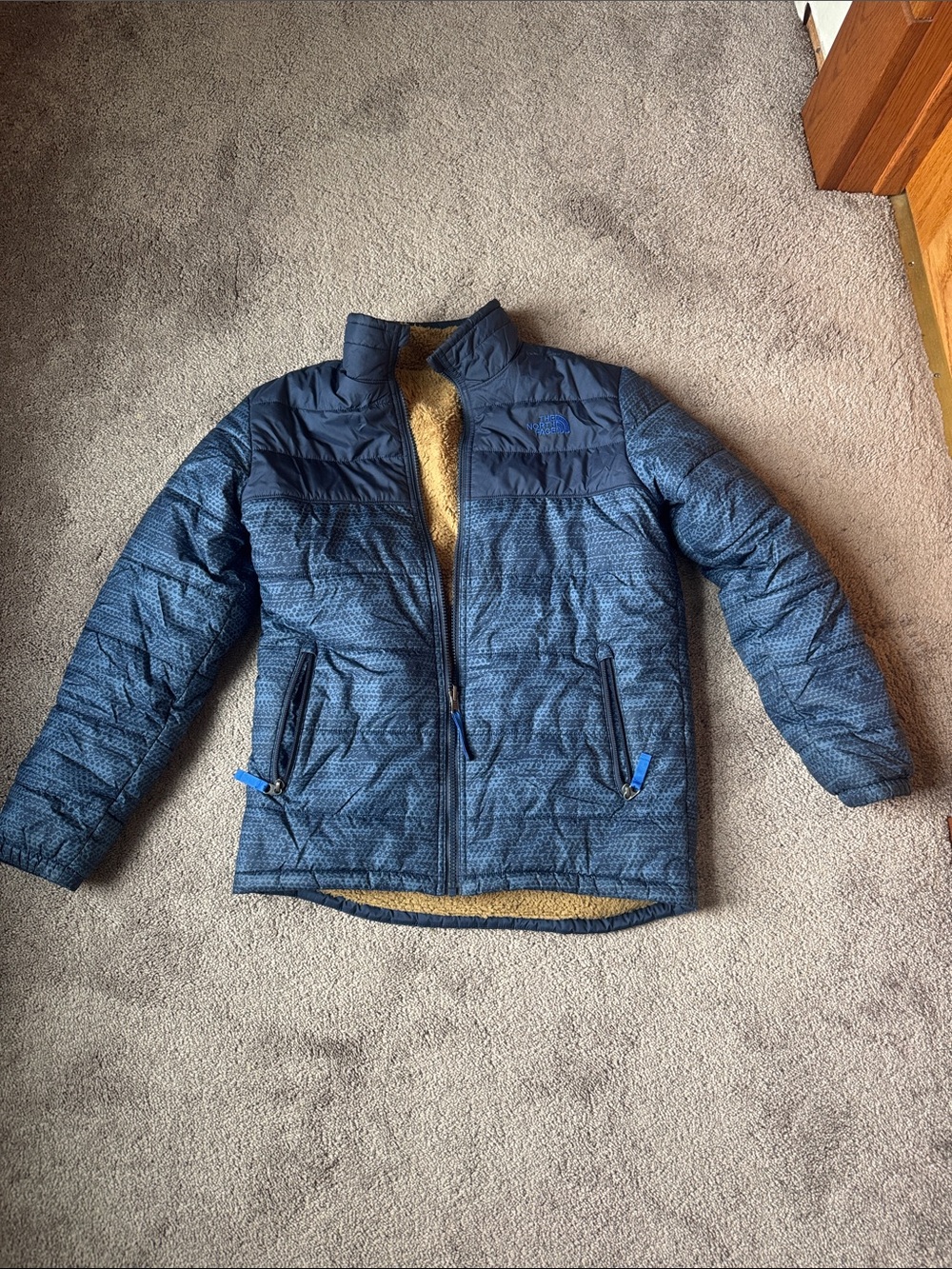 The north face reversible jacket size l